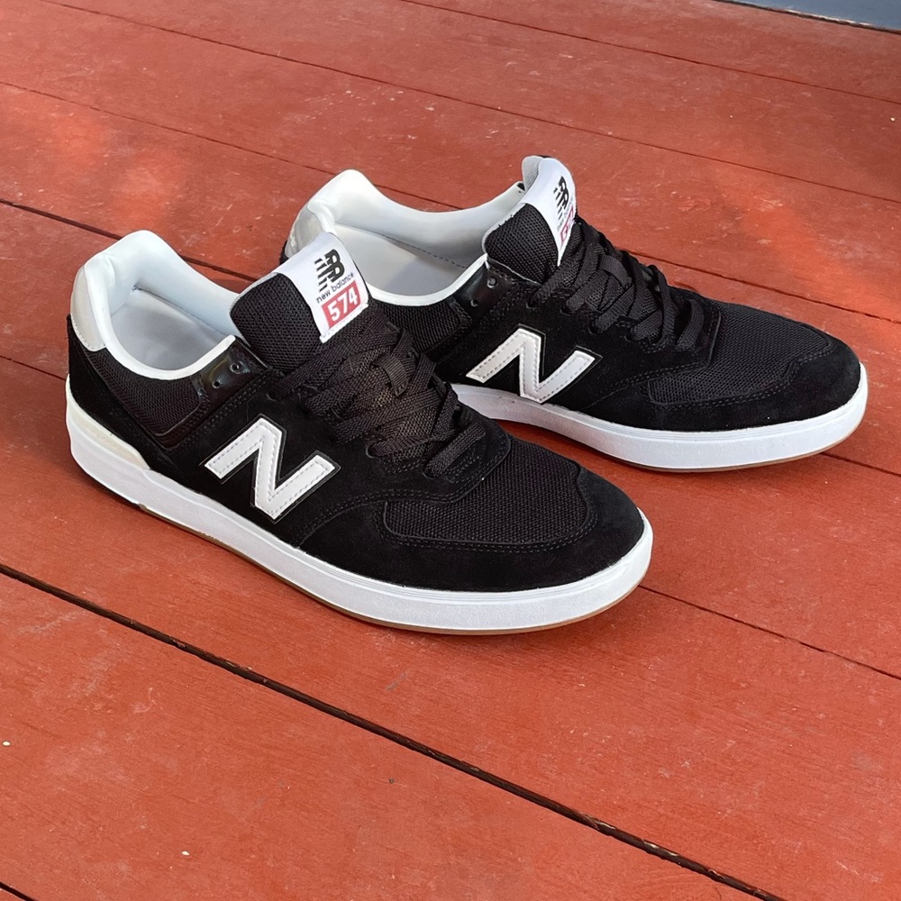 Men’s New Balance 574 Like New
